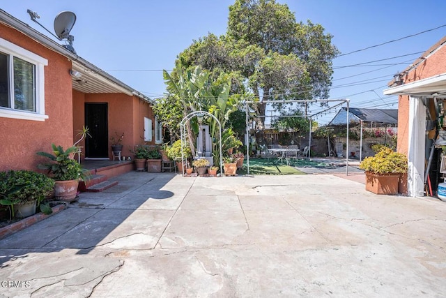 153 E Date St, Oxnard, CA 93033 - view of patio with a gazebo