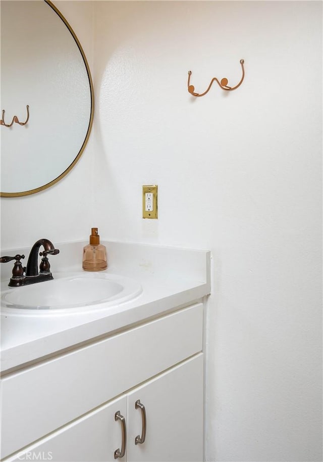 28729 Conejo View Dr, Agoura Hills, CA 91301 - bathroom featuring vanity