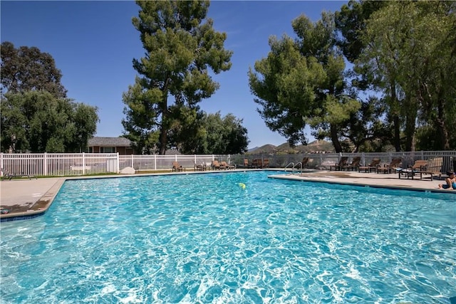 28729 Conejo View Dr, Agoura Hills, CA 91301 - community pool with a patio