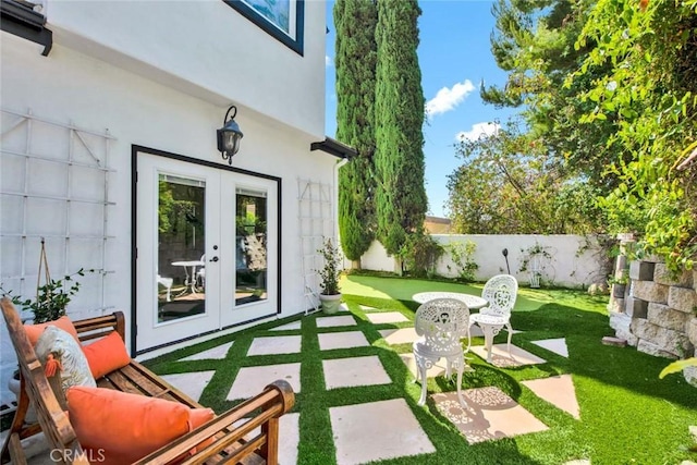 1532 Kensing Ln, North Tustin, CA 92705 - fenced backyard featuring french doors and a patio