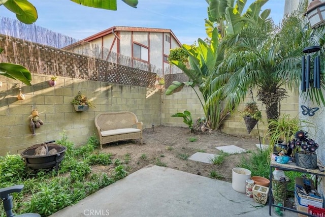 2212 Grant Ave, Redondo Beach, CA 90278 - fenced backyard featuring a patio area