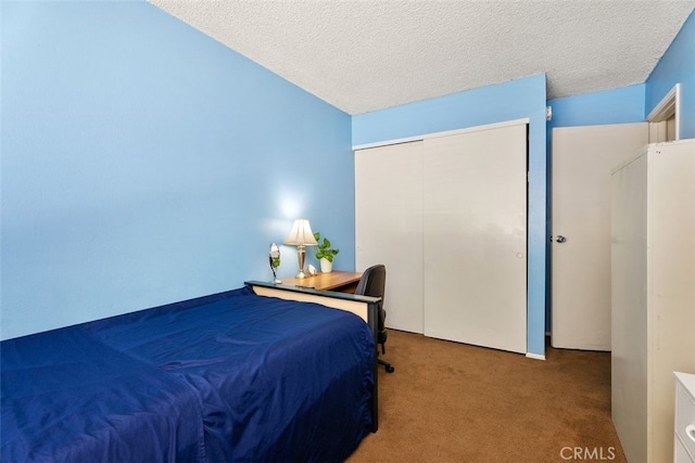 399 N Ironpike Cir Unit 18, Anaheim, CA 92807 - carpeted bedroom with a closet and a textured ceiling