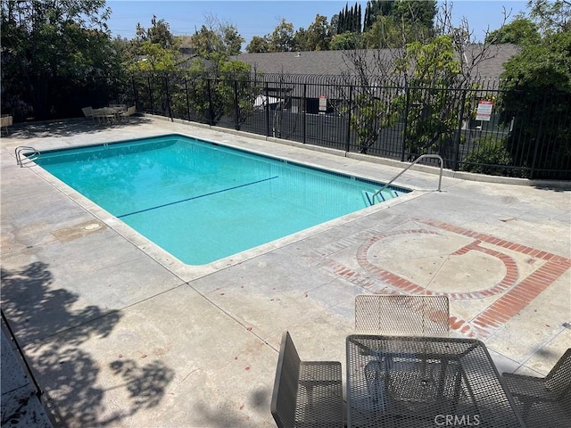 399 N Ironpike Cir Unit 18, Anaheim, CA 92807 - community pool with a patio