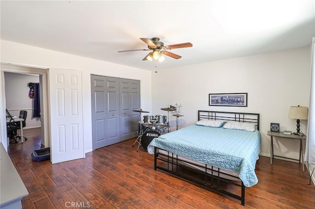 18353 Hackberry St, Hesperia, CA 92345 - bedroom featuring hardwood / wood-style floors, a closet, ceiling fan, and baseboards