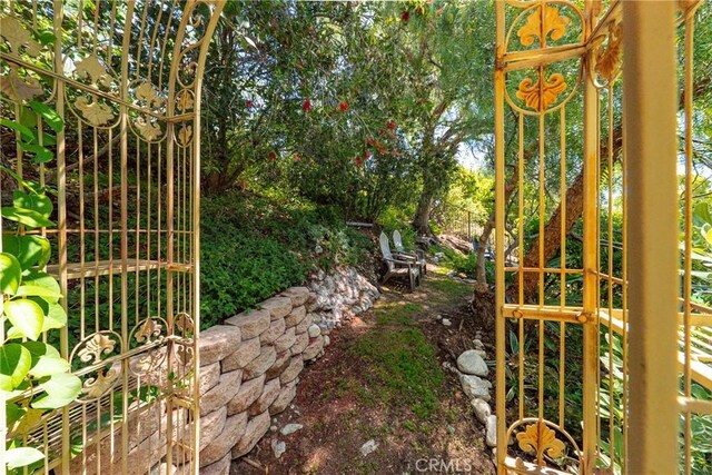 12800 N Overlook Dr, Rancho Cucamonga, CA 91739 - view of yard