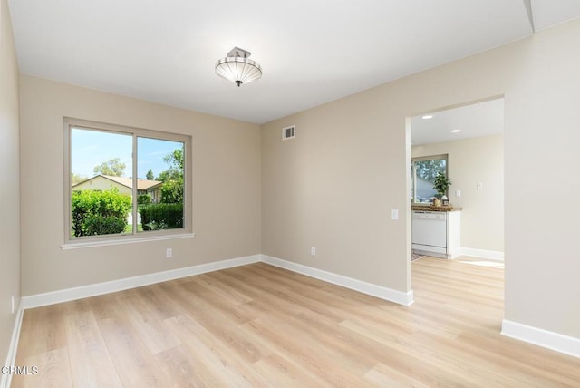 18221 Village 18, Camarillo, CA 93012 - photo 17