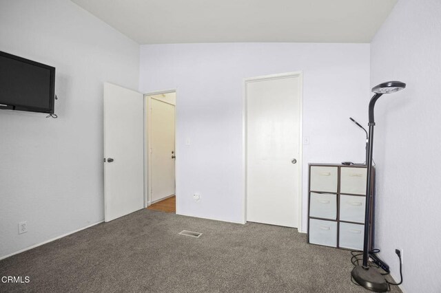 1025 Cachuma Ave Unit 32, Ventura, CA 93004 - unfurnished bedroom featuring carpet