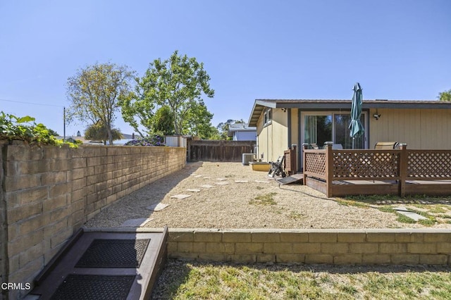 1025 Cachuma Ave Unit 32, Ventura, CA 93004 - fenced backyard with a deck