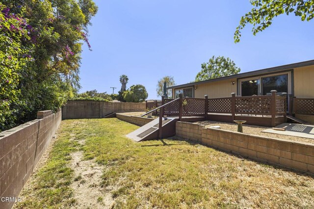 1025 Cachuma Ave Unit 32, Ventura, CA 93004 - view of yard featuring a wooden deck