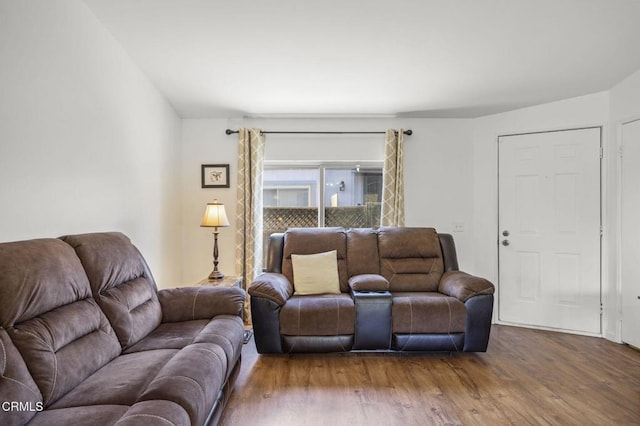 1025 Cachuma Ave Unit 32, Ventura, CA 93004 - living room with wood finished floors