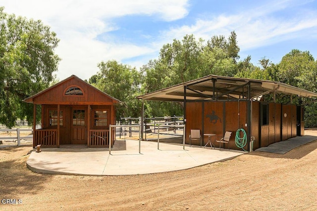 2735 Los Pinos Cir, Camarillo, CA 93012 - view of stable
