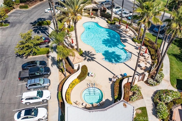 689 Twin Hills Dr, Banning, CA 92220 - aerial view of a pool area