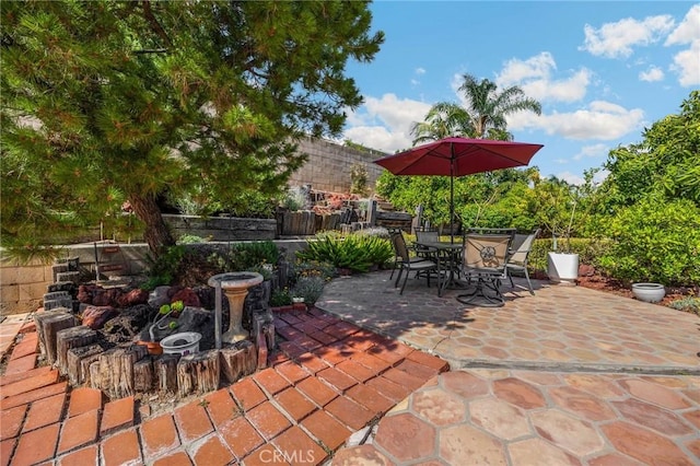 419 Clairmont Ave, Placentia, CA 92870 - view of patio featuring outdoor dining area