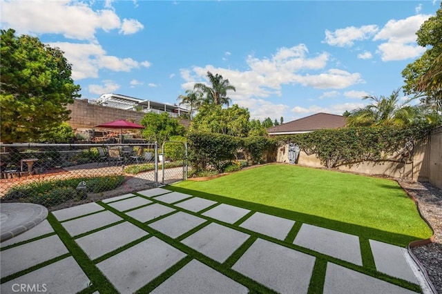419 Clairmont Ave, Placentia, CA 92870 - view of yard with a patio area