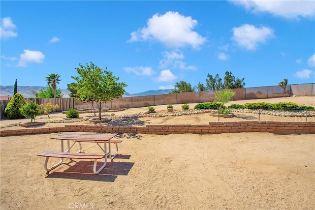 18603 Mecca St, Hesperia, CA 92345 - fenced backyard featuring a mountain view