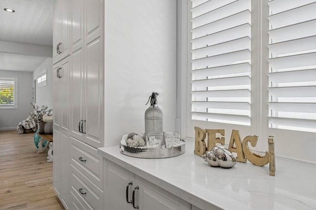 3925 Linmar Ln, Carlsbad, CA 92008 - detailed view of wood finished floors and recessed lighting