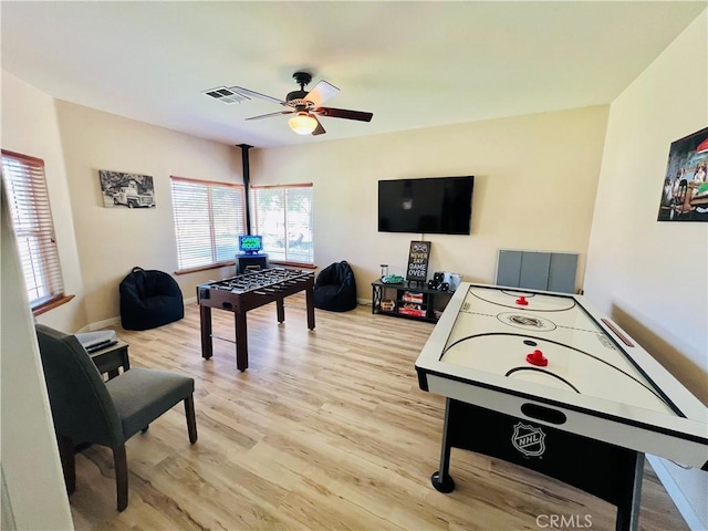 22104 Mccarthy Dr, Tehachapi, CA 93561 - playroom featuring ceiling fan and light wood finished floors
