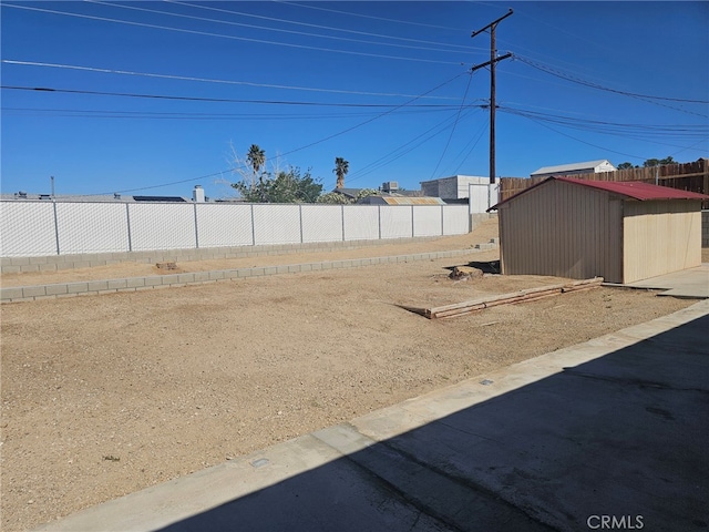 37146 Lombardy Ave, Barstow, CA 92311 - view of fenced backyard