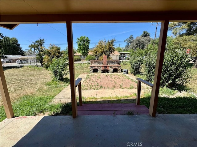 10265 Nancy Ave, Cherry Valley, CA 92223 - view of patio / terrace