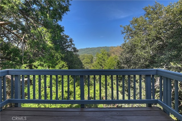 197 Weisshorn Dr, Crestline, CA 92325 - view of wooden terrace