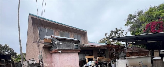 1139 Cabrillo Ave, Venice, CA 90291 - view of back of property