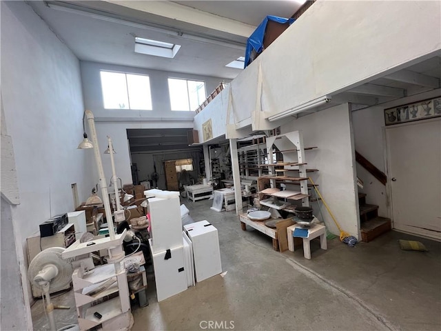 1139 Cabrillo Ave, Venice, CA 90291 - below grade area with stairway
