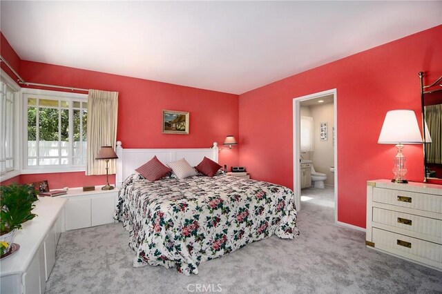 4510 Triste Pl, Tarzana, CA 91356 - bedroom with light carpet and connected bathroom