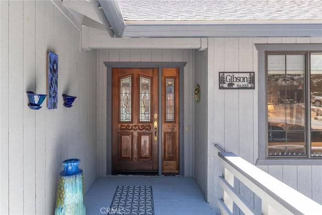 720 E Mountain Ridge Rd, Lake Almanor, CA 96137 - view of exterior entry with roof with shingles