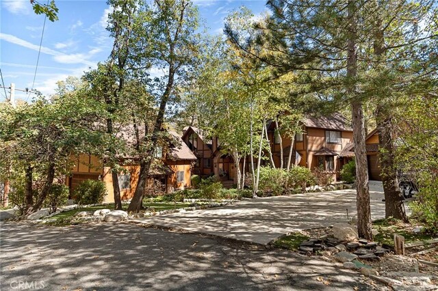 951 Osprey Ln, Lake Arrowhead, CA 92352 - photo 2