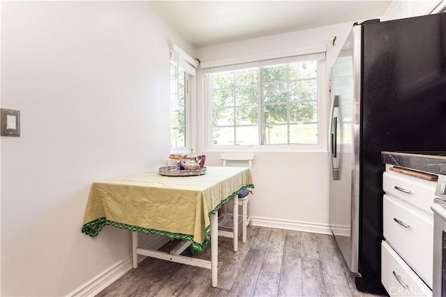 5538 Las Virgenes Rd Unit 142, Calabasas, CA 91302 - dining room featuring light wood finished floors and baseboards