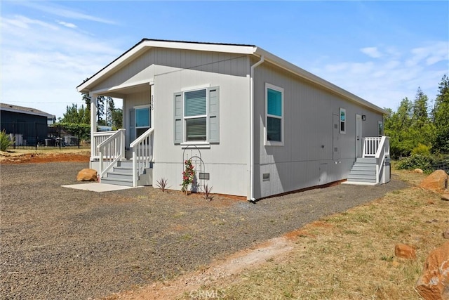 5560 Keith Rd, Paradise, CA 95969 - view of front of home with crawl space