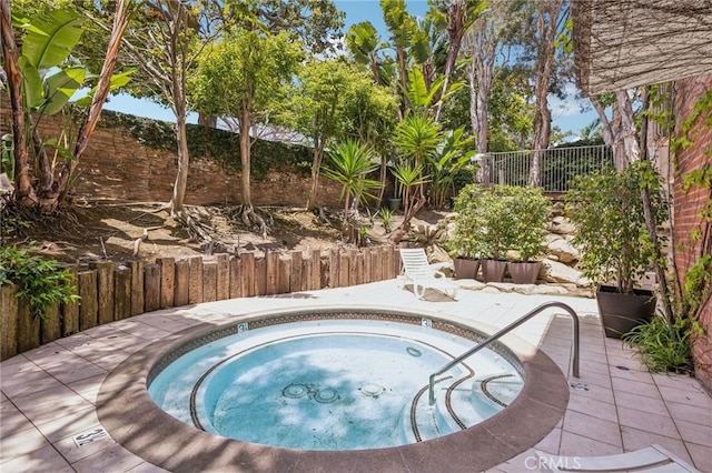 450 San Vicente Blvd Unit 203, Santa Monica, CA 90402 - view of pool featuring an in-ground hot tub and a fenced backyard