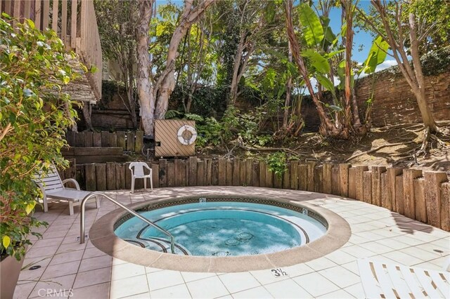450 San Vicente Blvd Unit 203, Santa Monica, CA 90402 - view of pool with a community hot tub