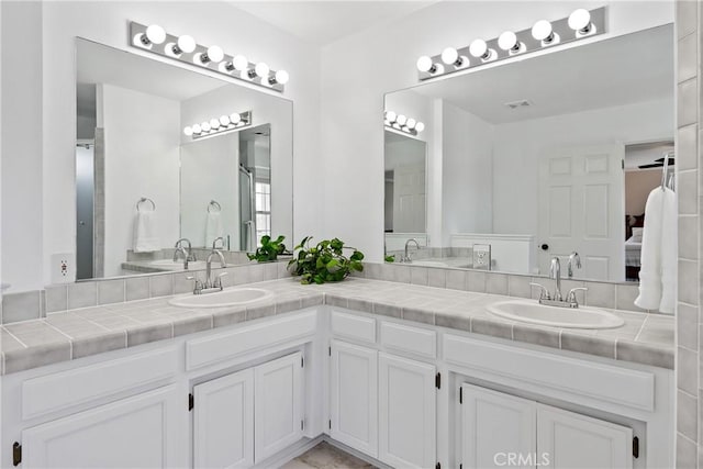 1534 Via Arroyo, Paso Robles, CA 93446 - ensuite bathroom with double vanity