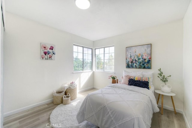 14 Fernwood Ct, Pittsburg, CA 94565 - bedroom with baseboards and wood finished floors