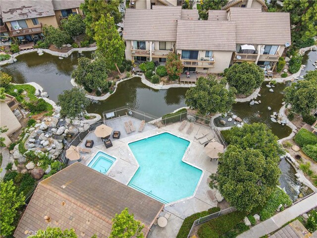 105 Tangelo Unit 400, Irvine, CA 92618 - bird's eye view of a pool area