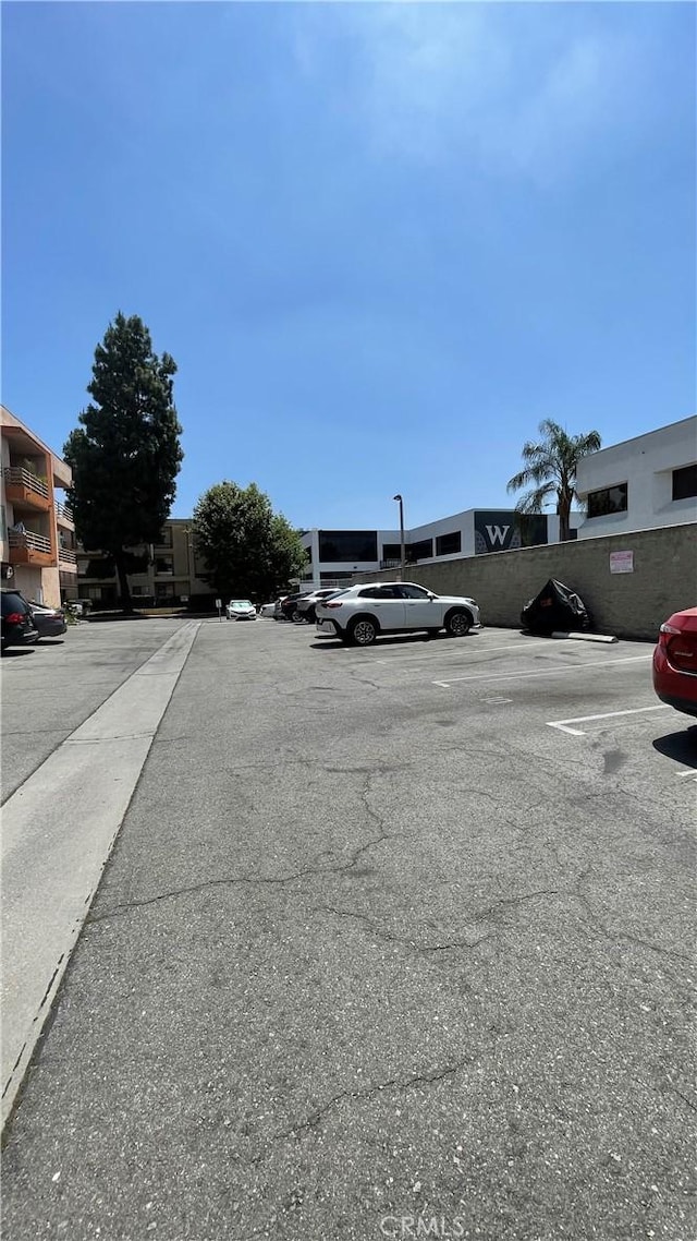 6815 Remmet Ave Unit 219, Canoga Park, CA 91303 - view of asphalt road