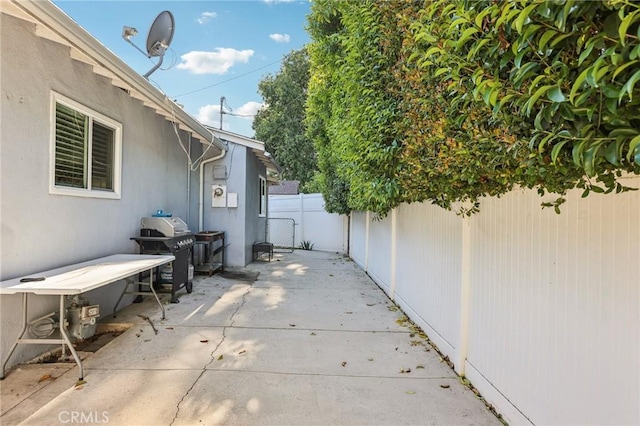 7117 Vanscoy Ave, North Hollywood, CA 91605 - fenced backyard with a patio and area for grilling