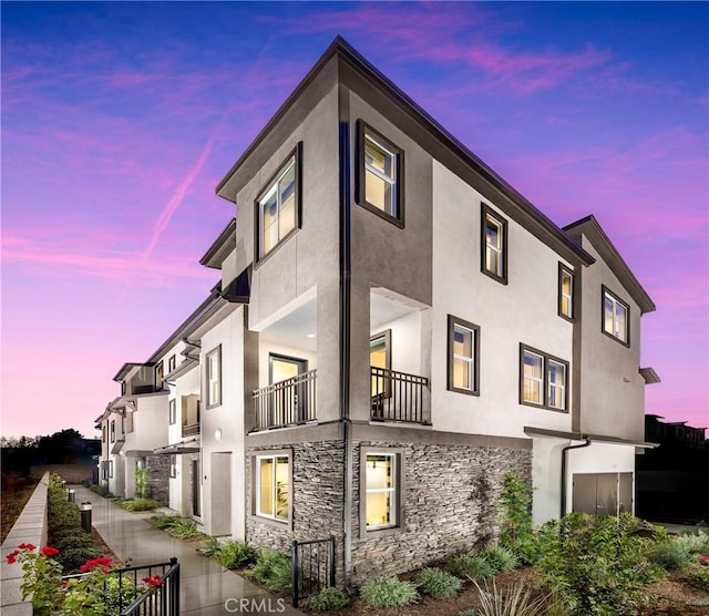 11733 Florence Ave, Santa Fe Springs, CA 90670 - view of property at dusk