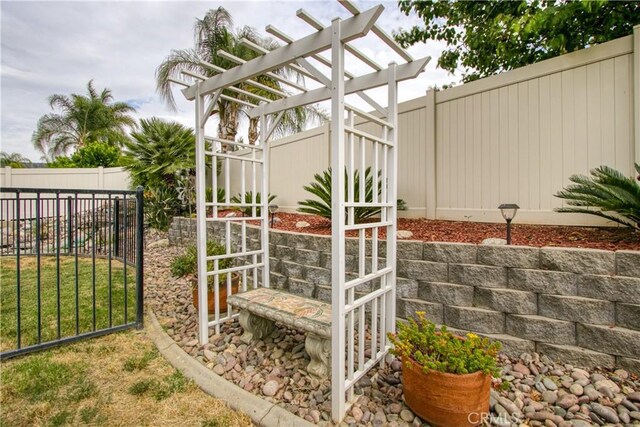 35579 Country Creek Dr, Yucaipa, CA 92399 - photo 33