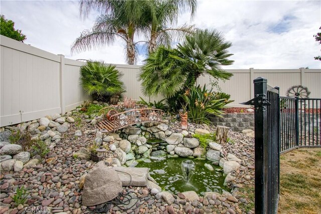 35579 Country Creek Dr, Yucaipa, CA 92399 - photo 31