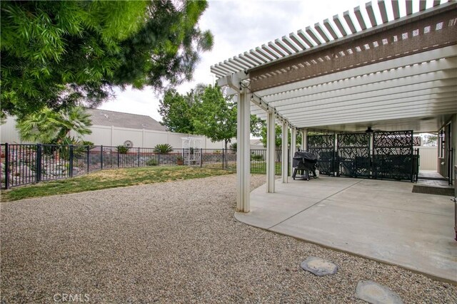 35579 Country Creek Dr, Yucaipa, CA 92399 - photo 36