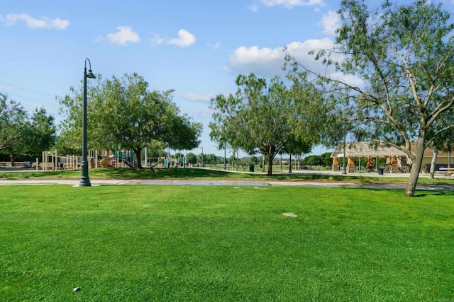 241 Saguaro Pl, Oceanside, CA 92057 - view of home's community with a yard