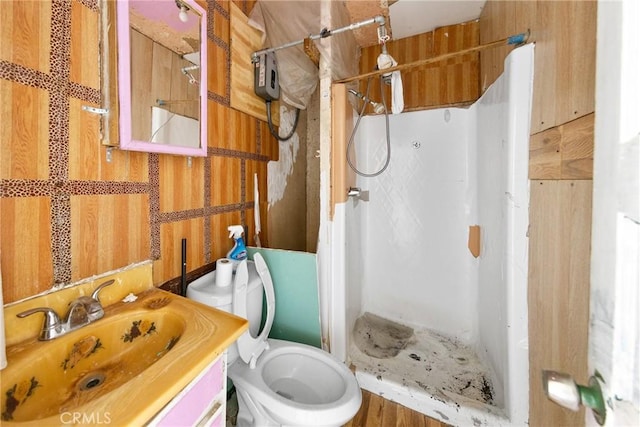 3117 Amethyst St, Los Angeles, CA 90032 - full bathroom with a stall shower, toilet, and vanity