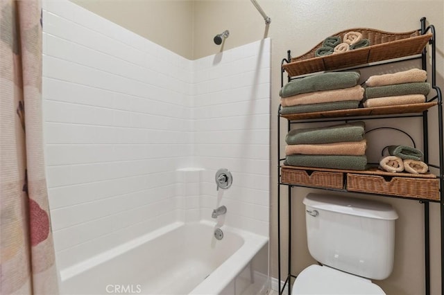45 Brownstone Way, Aliso Viejo, CA 92656 - bathroom with shower / tub combo with curtain and toilet