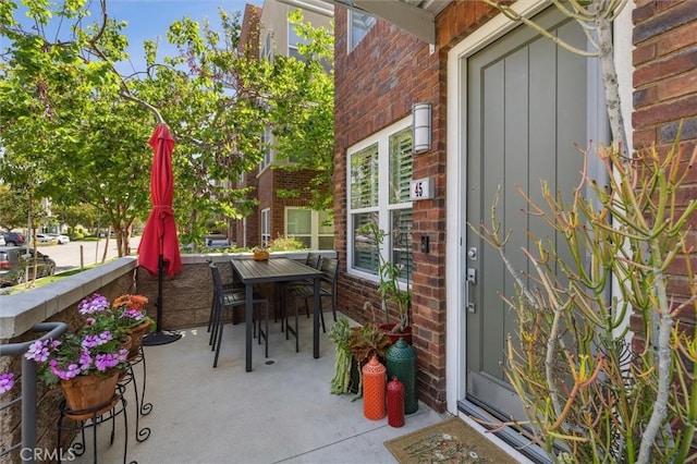 45 Brownstone Way, Aliso Viejo, CA 92656 - view of patio / terrace featuring outdoor dining area