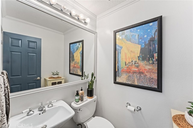 19431 Ranch Ln Unit 101, Huntington Beach, CA 92648 - bathroom featuring a sink, toilet, and crown molding