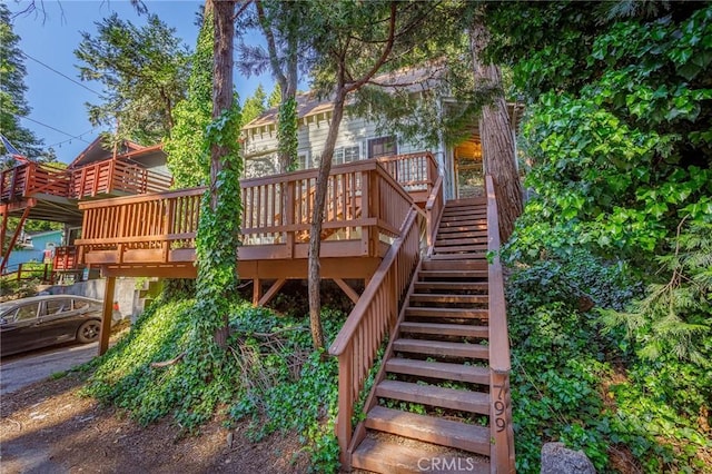 799 Fern Dr, Crestline, CA 92325 - deck featuring stairway