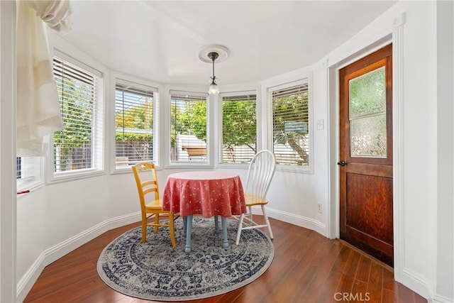 418 Tulare Ave, Morro Bay, CA 93442 - dining space featuring dark wood-type flooring and baseboards