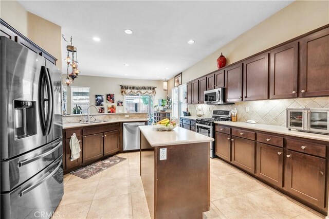 1048 Paintbrush Trl, Hemet, CA 92545 - photo 18